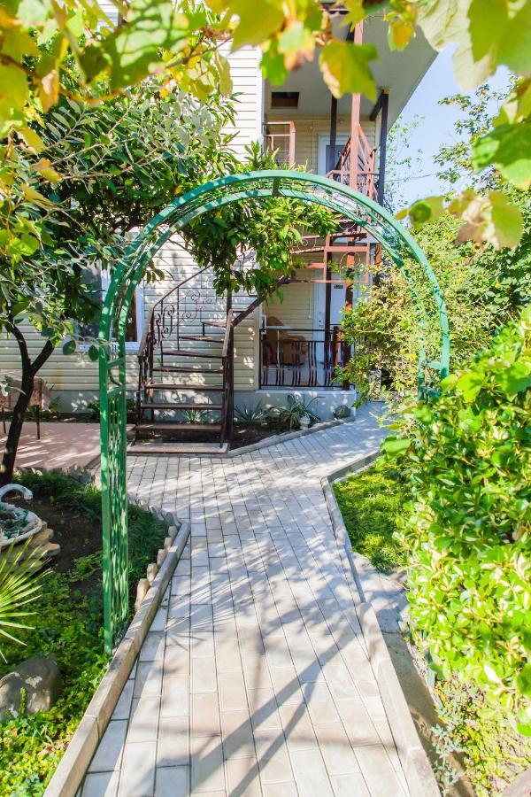 Primorie Guest House Gantiadi Zewnętrze zdjęcie