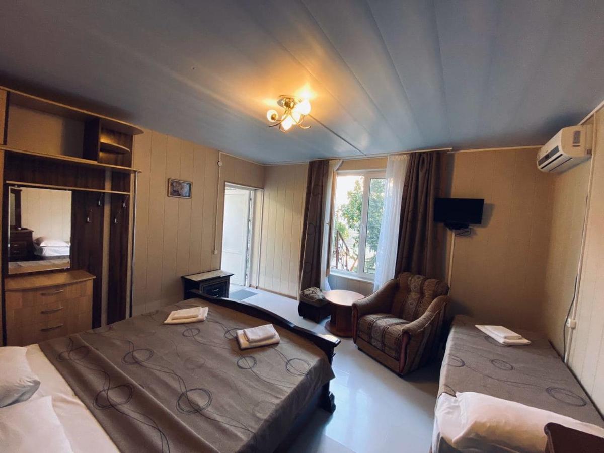 Primorie Guest House Gantiadi Zewnętrze zdjęcie