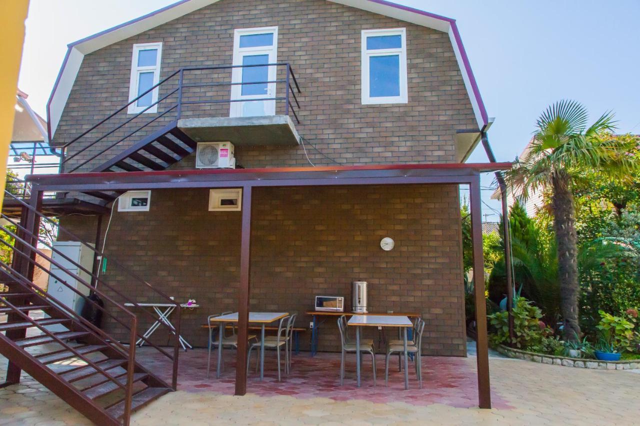 Primorie Guest House Gantiadi Zewnętrze zdjęcie