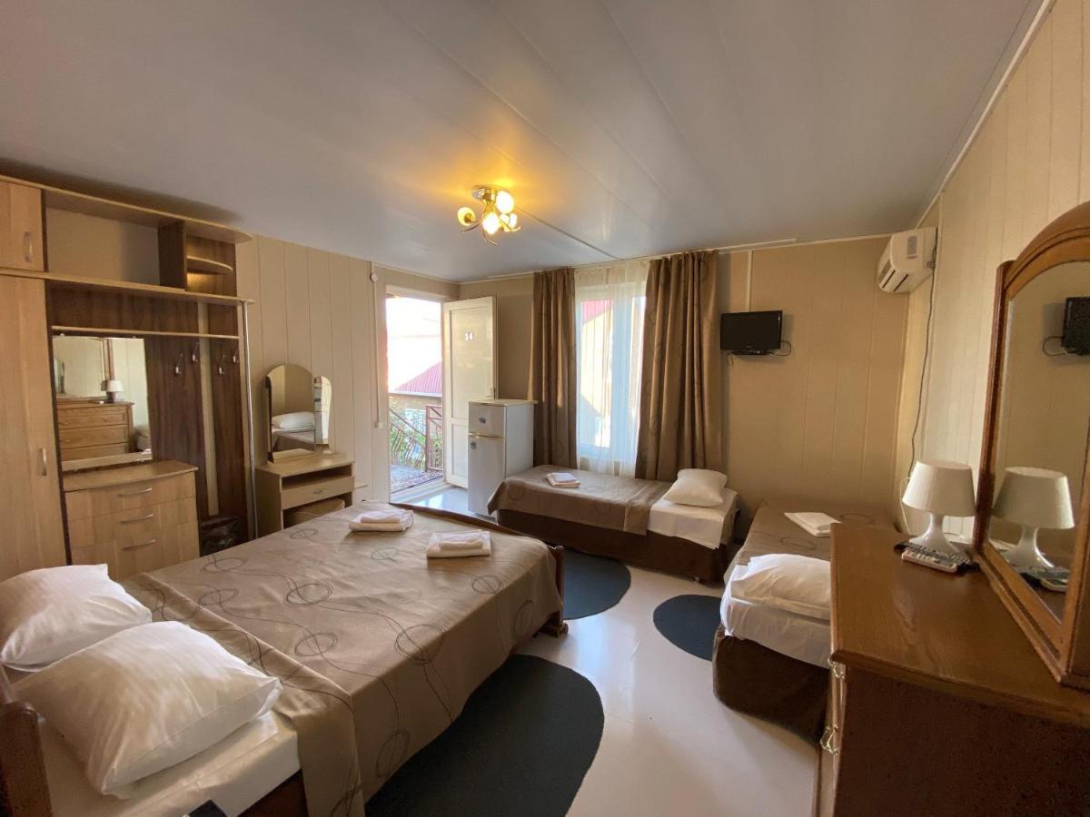 Primorie Guest House Gantiadi Zewnętrze zdjęcie